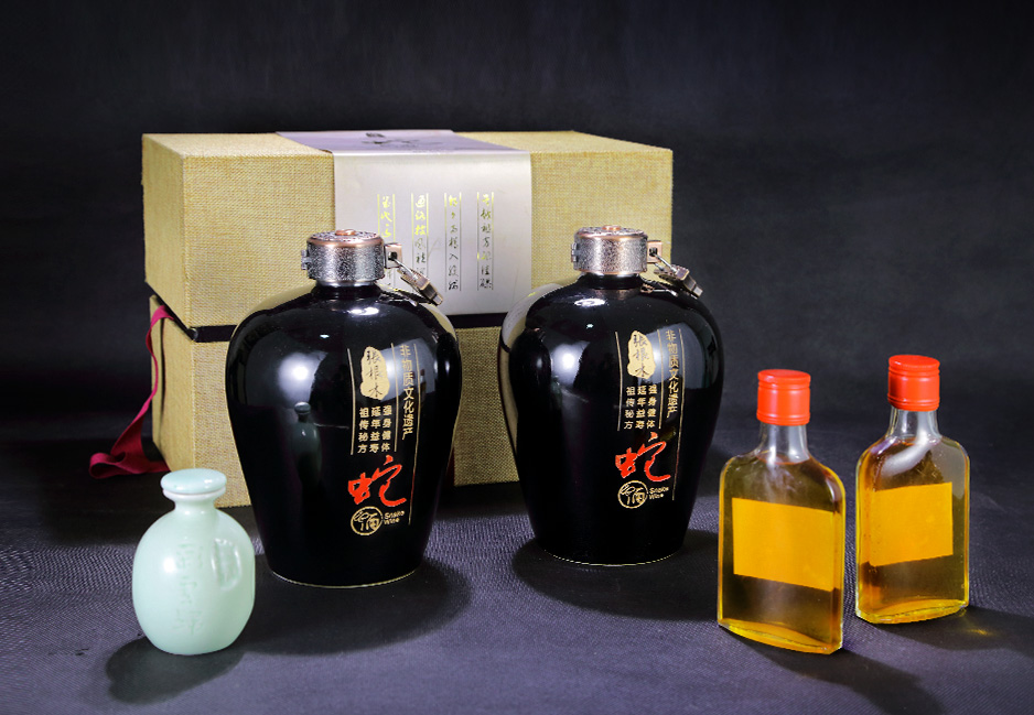 張根木蛇酒產(chǎn)品攝影★早晨攝影★太倉(cāng),昆山,張家港,江陰,靖江,南通,蘇州專業(yè)的產(chǎn)品攝影和拍攝